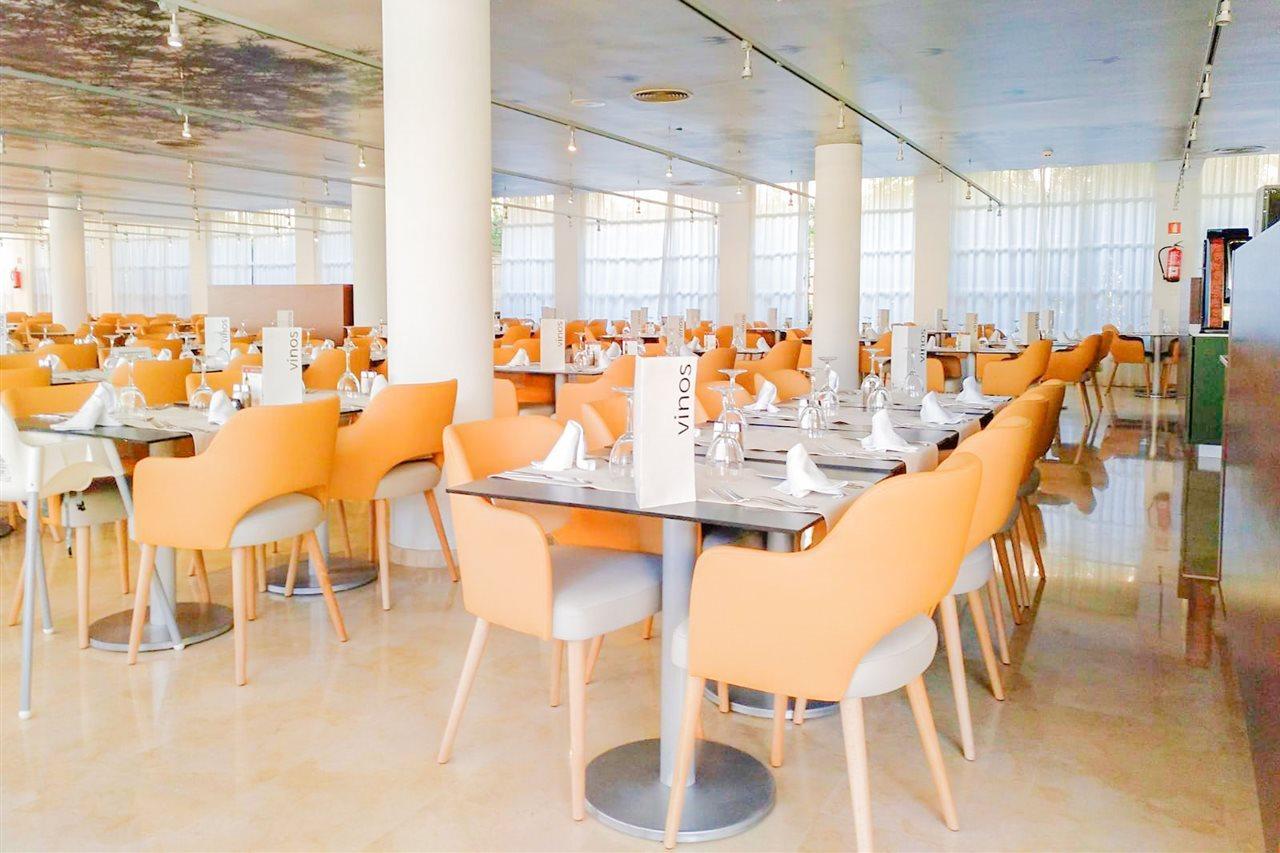Eix Platja Daurada Hotel & Spa กันปิกาฟอร์ต ภายนอก รูปภาพ
