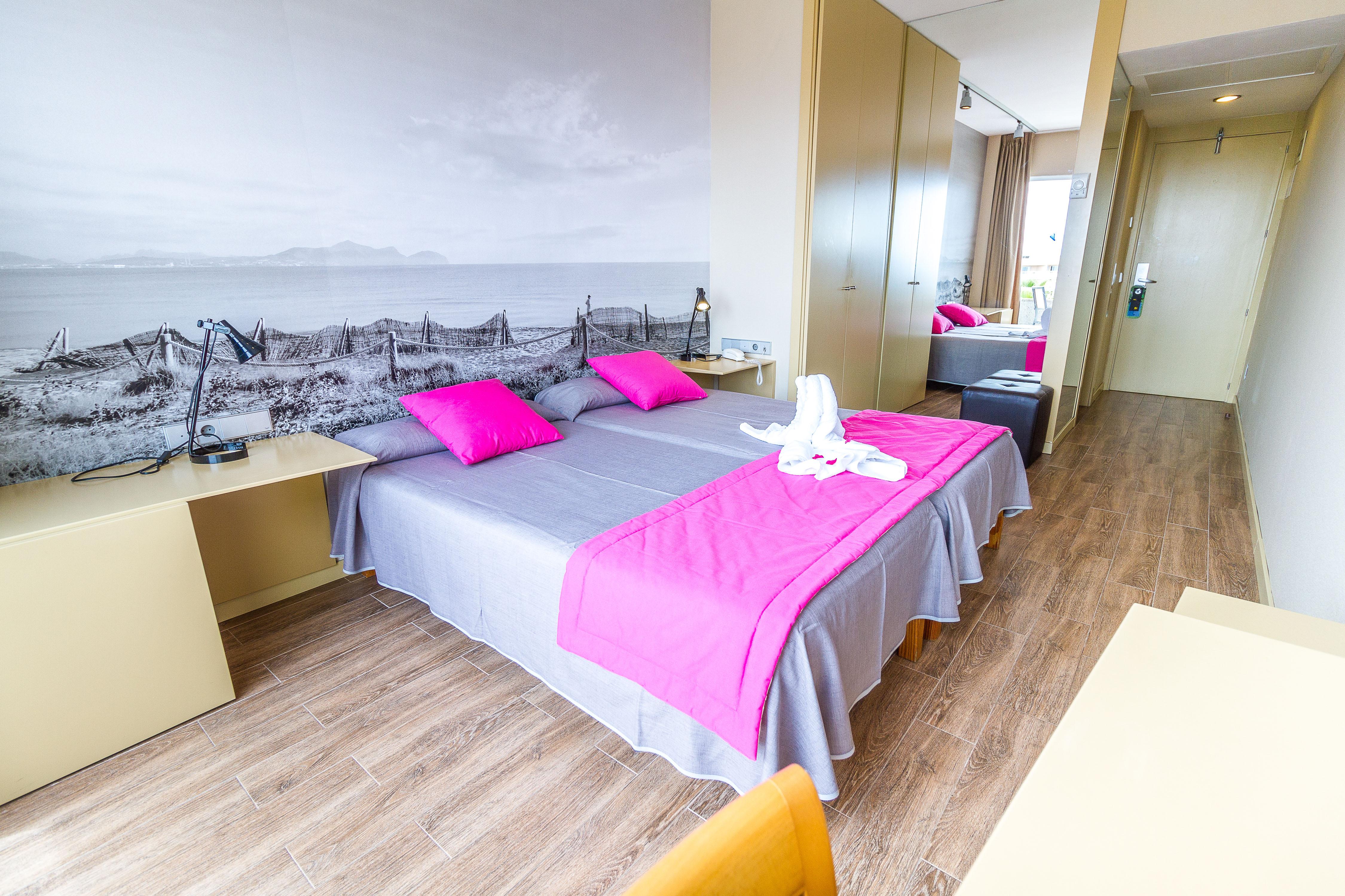 Eix Platja Daurada Hotel & Spa กันปิกาฟอร์ต ภายนอก รูปภาพ