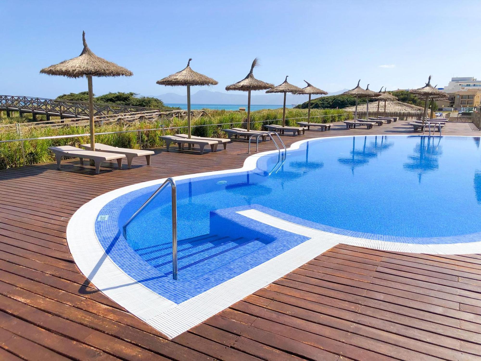 Eix Platja Daurada Hotel & Spa กันปิกาฟอร์ต ภายนอก รูปภาพ