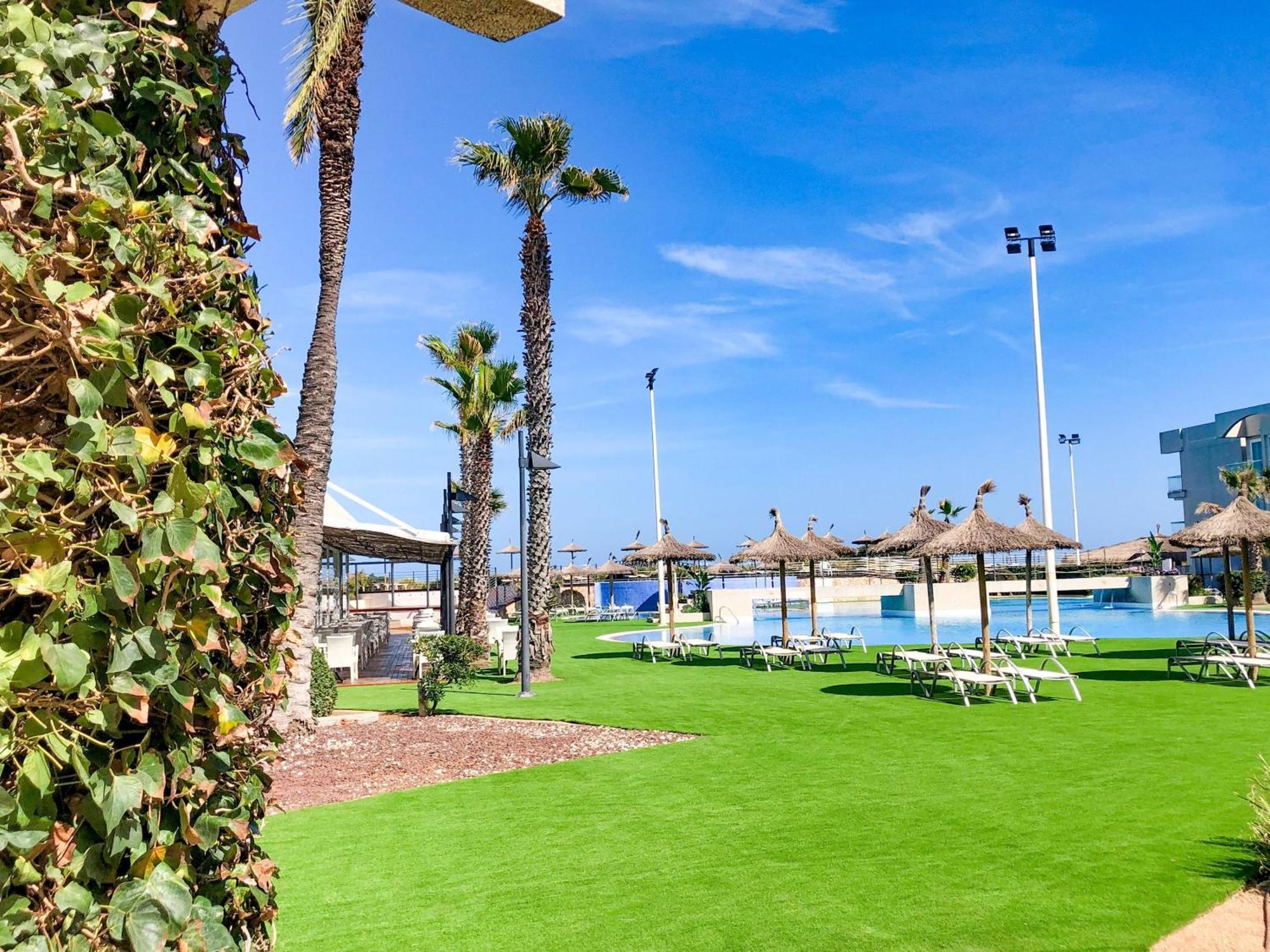 Eix Platja Daurada Hotel & Spa กันปิกาฟอร์ต ภายนอก รูปภาพ