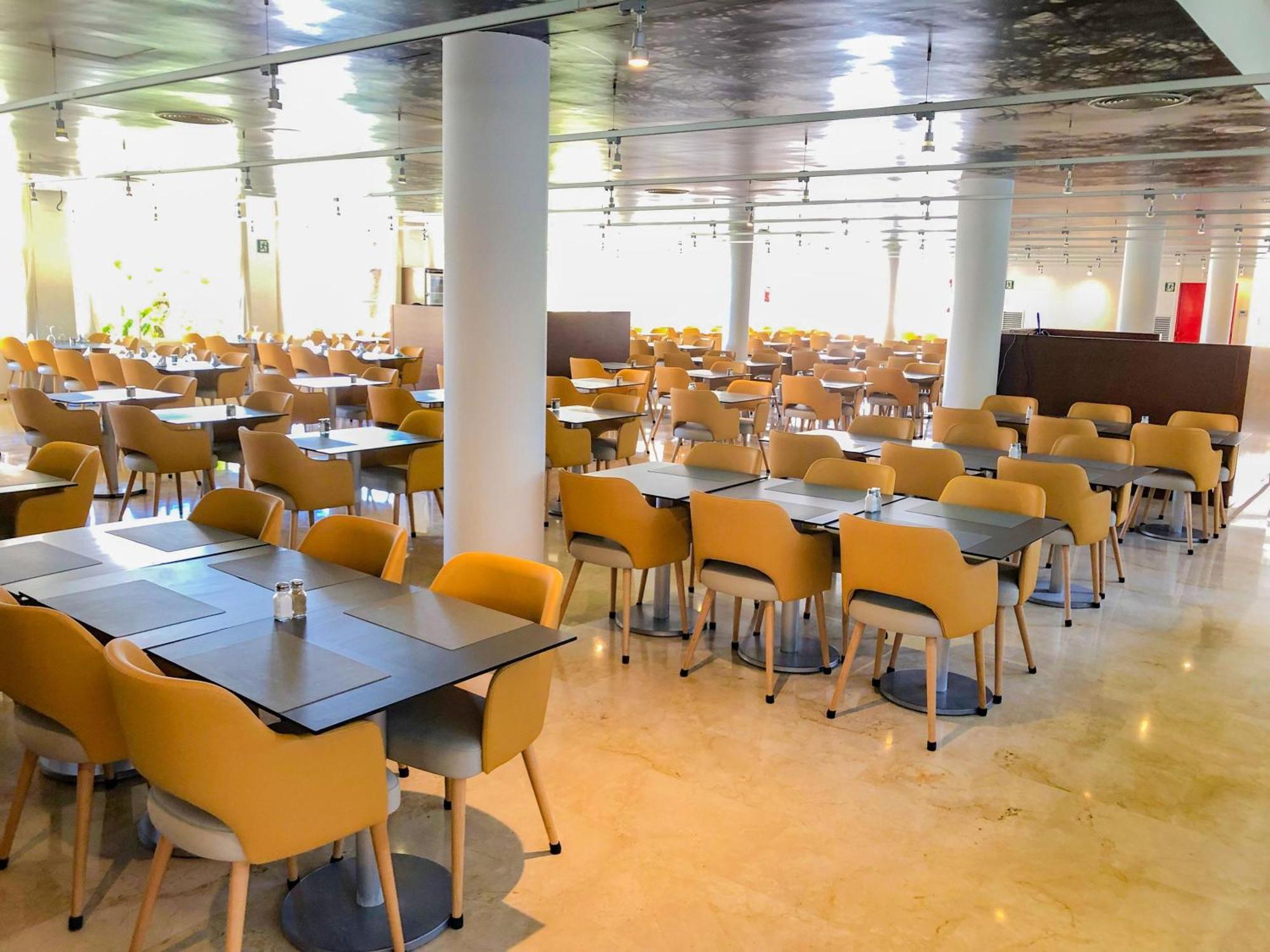 Eix Platja Daurada Hotel & Spa กันปิกาฟอร์ต ภายนอก รูปภาพ