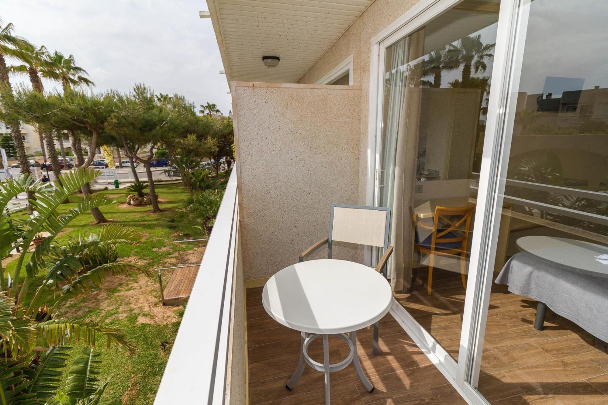 Eix Platja Daurada Hotel & Spa กันปิกาฟอร์ต ภายนอก รูปภาพ