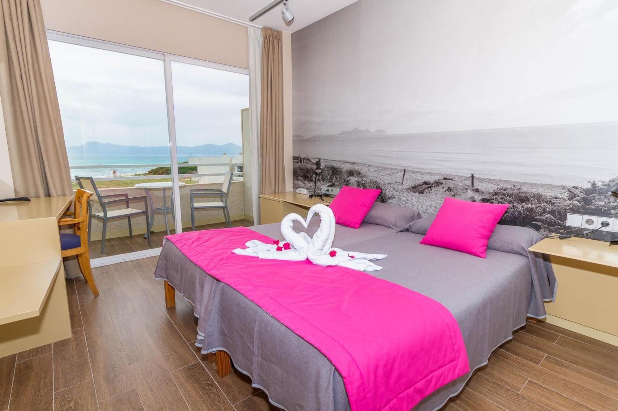 Eix Platja Daurada Hotel & Spa กันปิกาฟอร์ต ภายนอก รูปภาพ