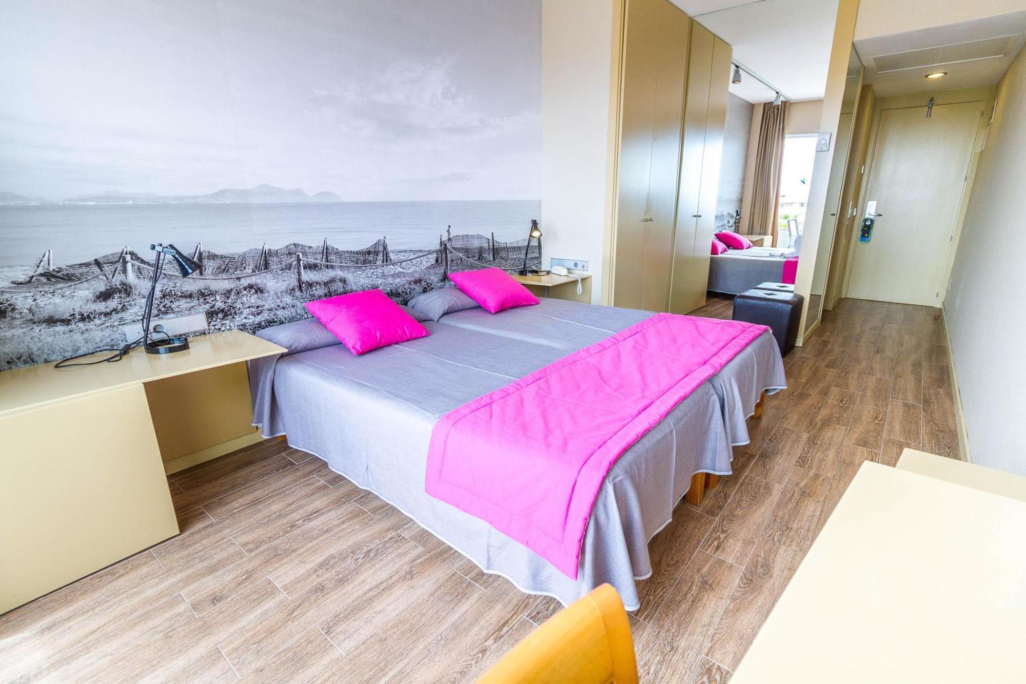 Eix Platja Daurada Hotel & Spa กันปิกาฟอร์ต ภายนอก รูปภาพ