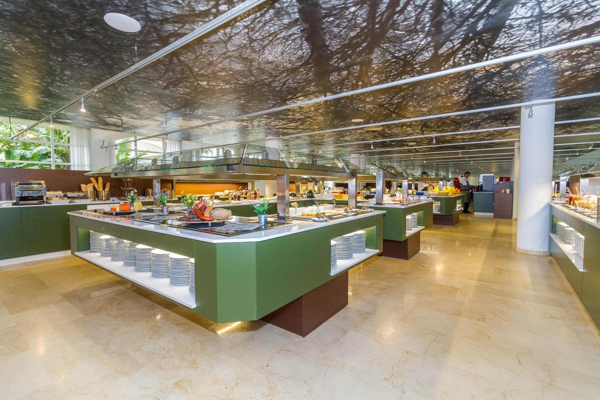 Eix Platja Daurada Hotel & Spa กันปิกาฟอร์ต ภายนอก รูปภาพ